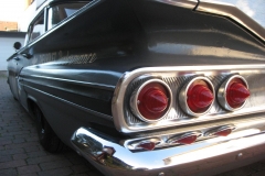 Chevrolet-Impala-1960-56