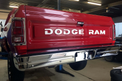 Dodge-D100-short-bed-V8-Pick-up-1989-Automatik-6