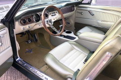 Ford-Mustang-V8-1965-Interior-Sitze-Sitzbank-Lenkrad-1