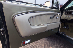 Ford-Mustang-V8-1965-Interior-Sitze-Sitzbank-Lenkrad-4